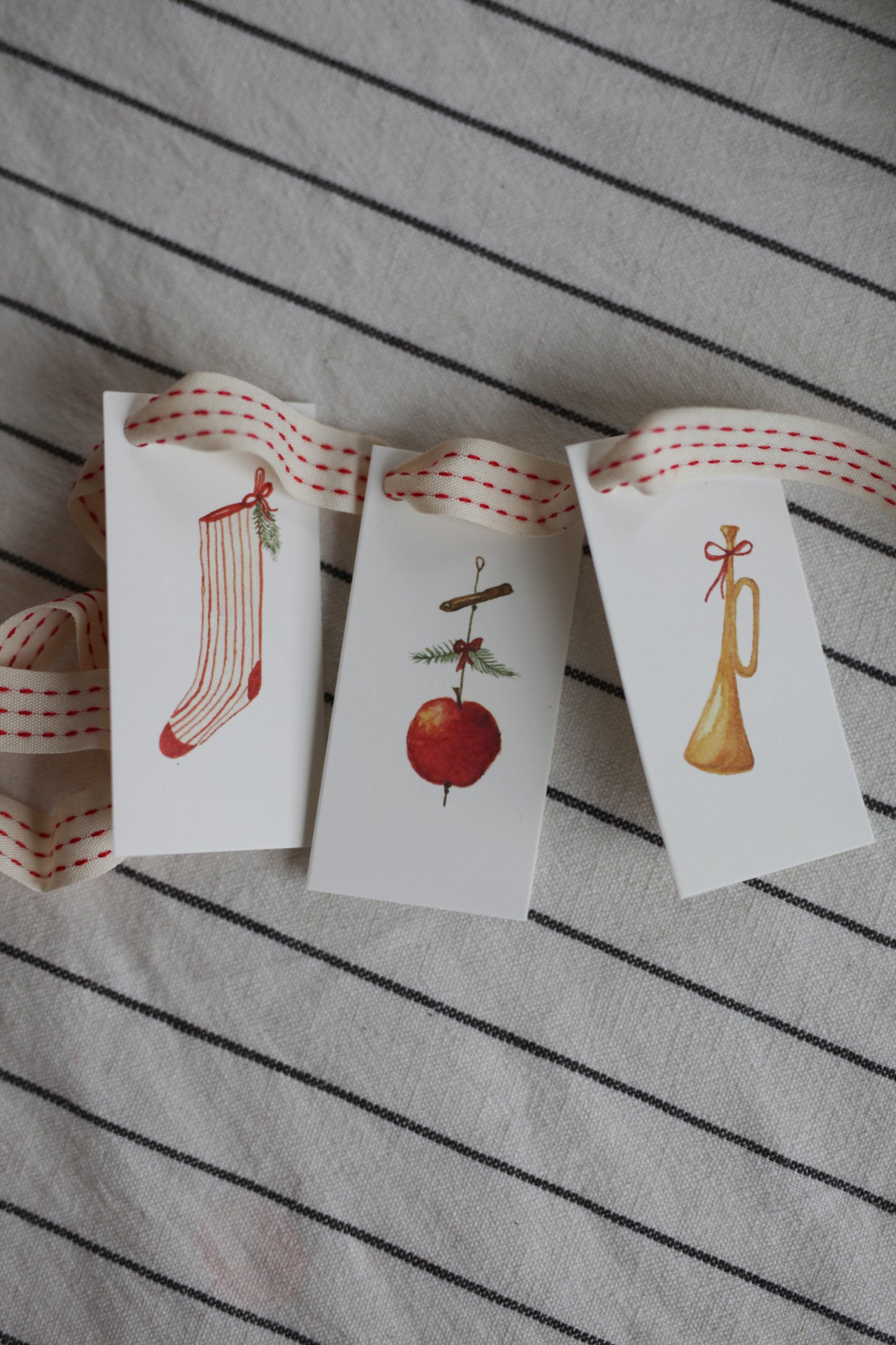 CHRISTMAS LABELS